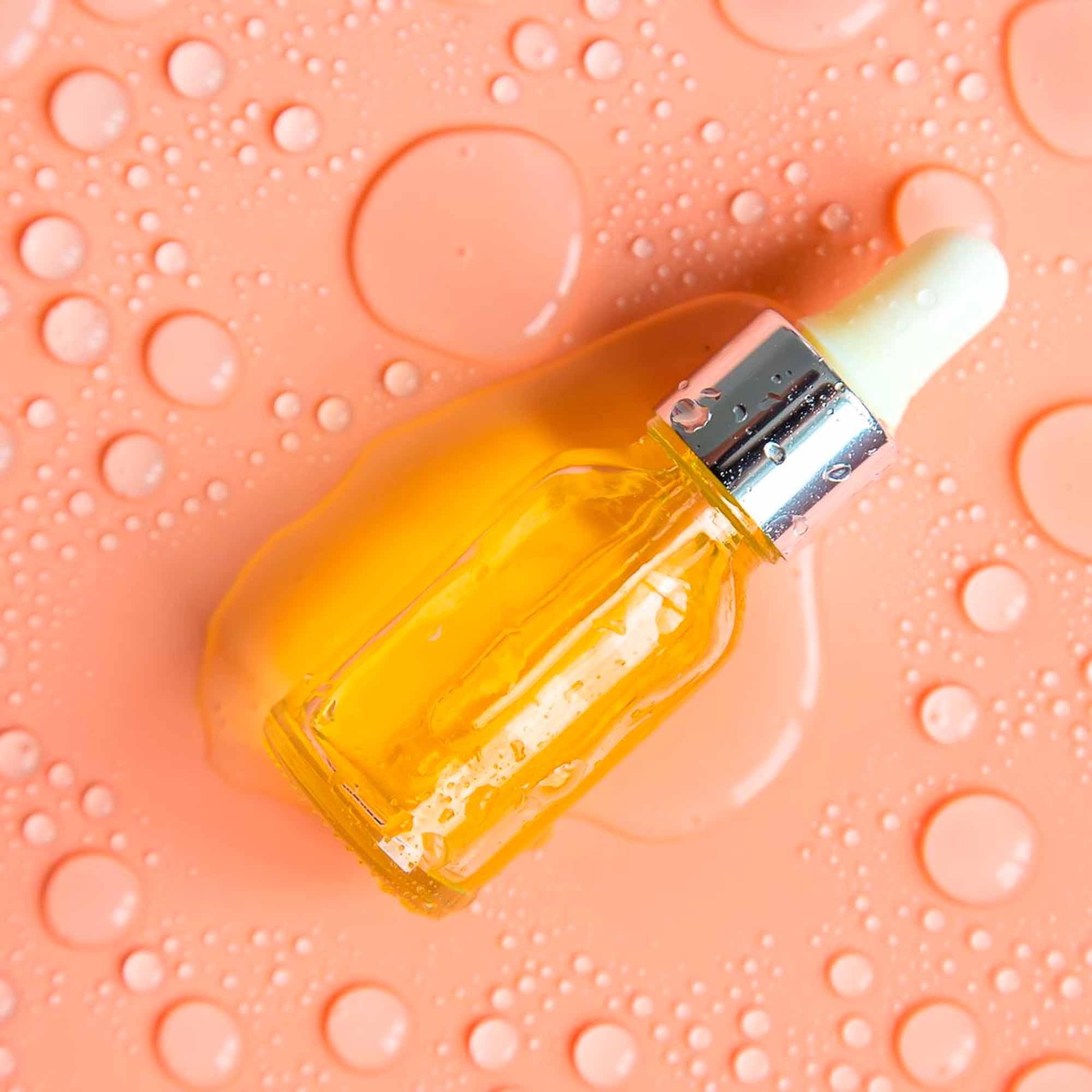 ¿Para qué sirve la vitamina C en la cara?