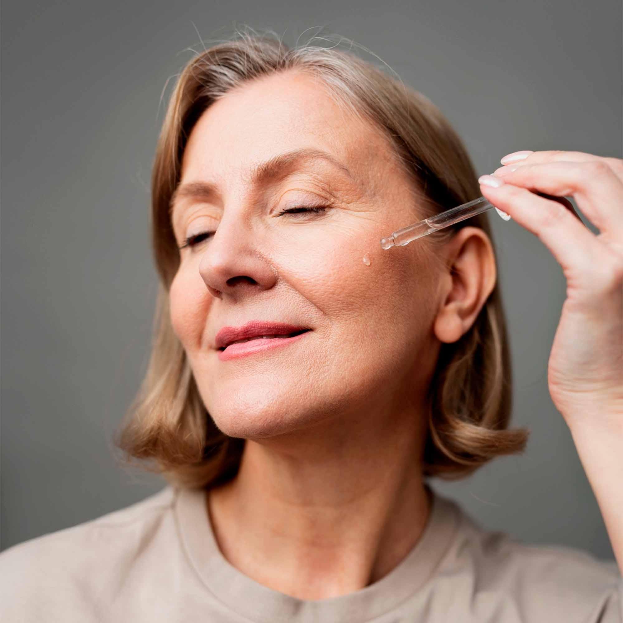 ¿Cuáles son los beneficios de utilizar cremas antiarrugas dermocosméticas en Chile?
