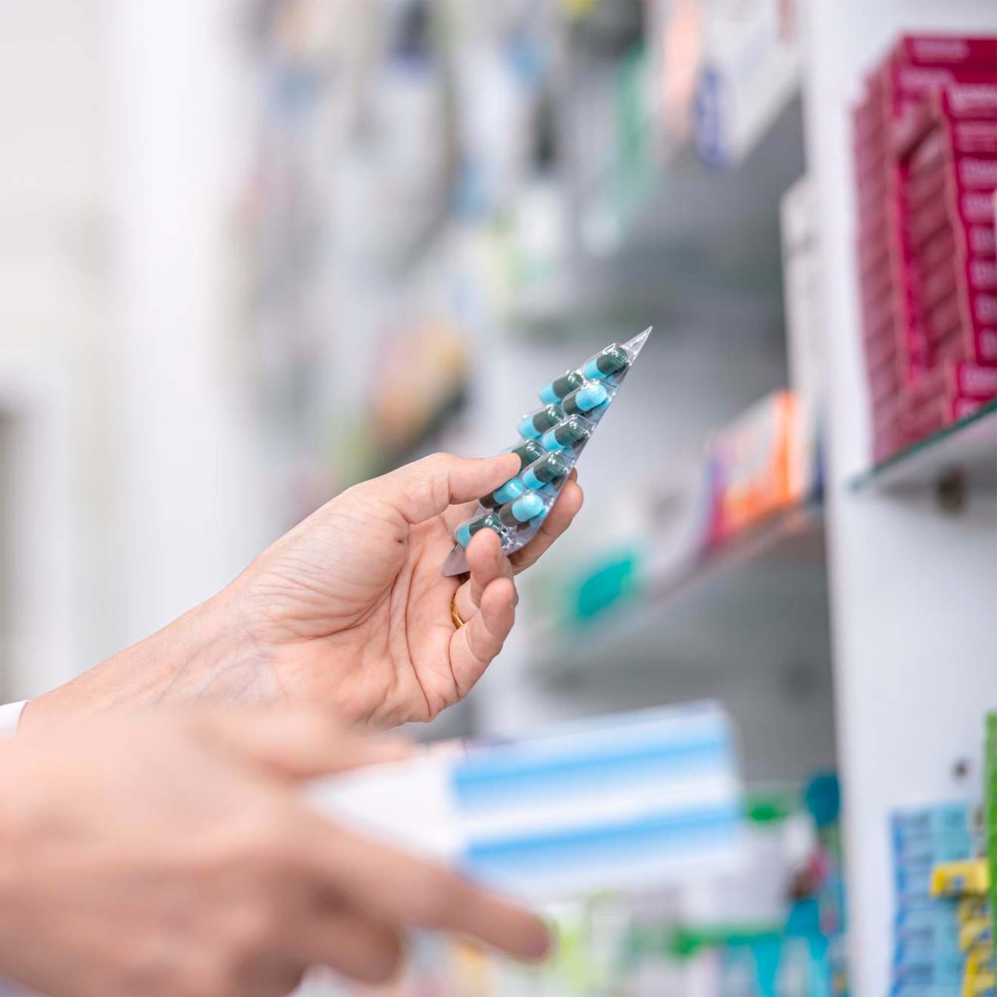 ¿Qué ventajas tiene comprar medicamentos con menos de 6 meses para su expiración?